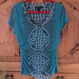 Beautiful teal sleeveless top.